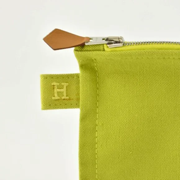 HERMES: Lime Green, Canvas & "H" Logo Medium Travel/Cosmetic/Toiletry Bag (mo) - Picture 4 of 12